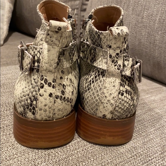 Steven by Steve Madden snake shoes 8 - worn twice - Picture 8 of 8